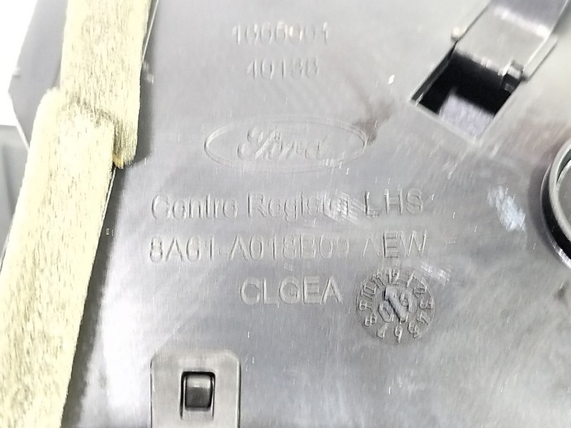 Recambio de aireador de salpicadero para ford fiesta (cb1) ghia referencia OEM IAM 8A61A018B09  