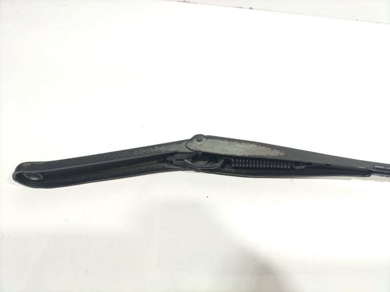 Recambio de brazo limpia delantero izquierdo para ford fiesta (cb1) ghia referencia OEM IAM 8A6117526  