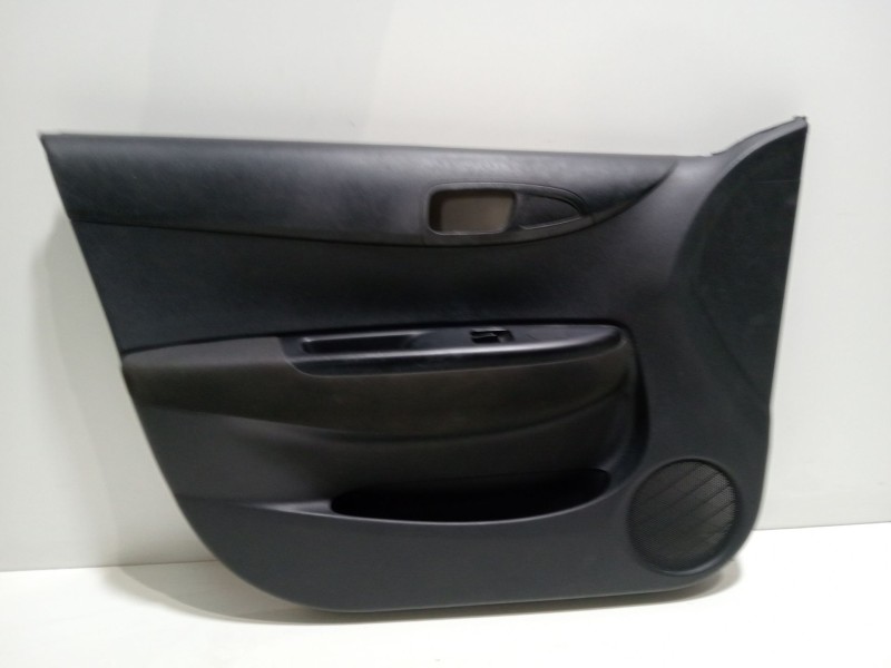 Recambio de guarnecido puerta delantera izquierda para hyundai i20 ii (gb, ib) 1.2 referencia OEM IAM 823101J010  