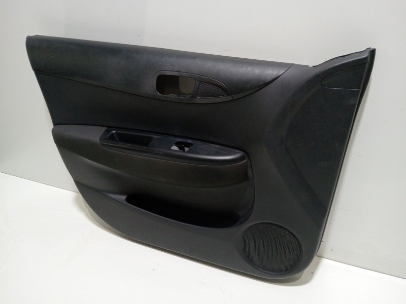Recambio de guarnecido puerta delantera izquierda para hyundai i20 ii (gb, ib) 1.2 referencia OEM IAM 823101J010  