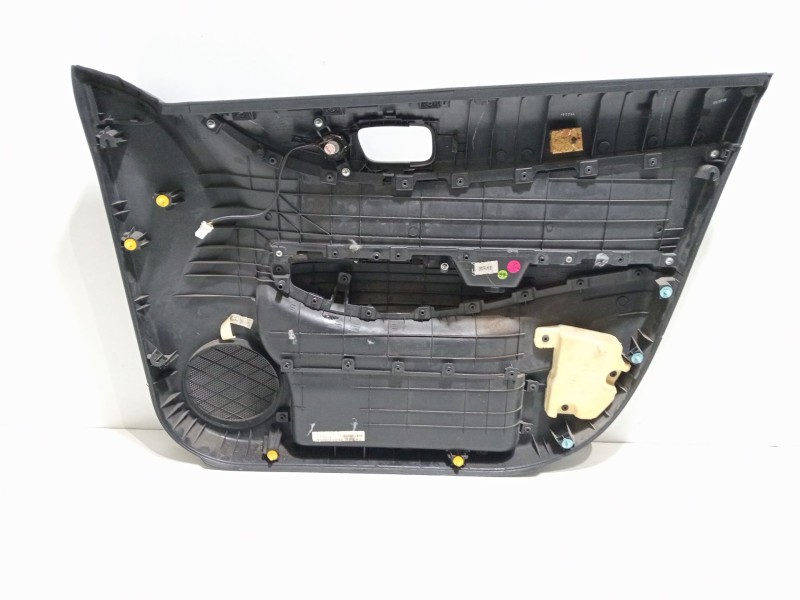 Recambio de guarnecido puerta delantera izquierda para hyundai i20 ii (gb, ib) 1.2 referencia OEM IAM 823101J010  