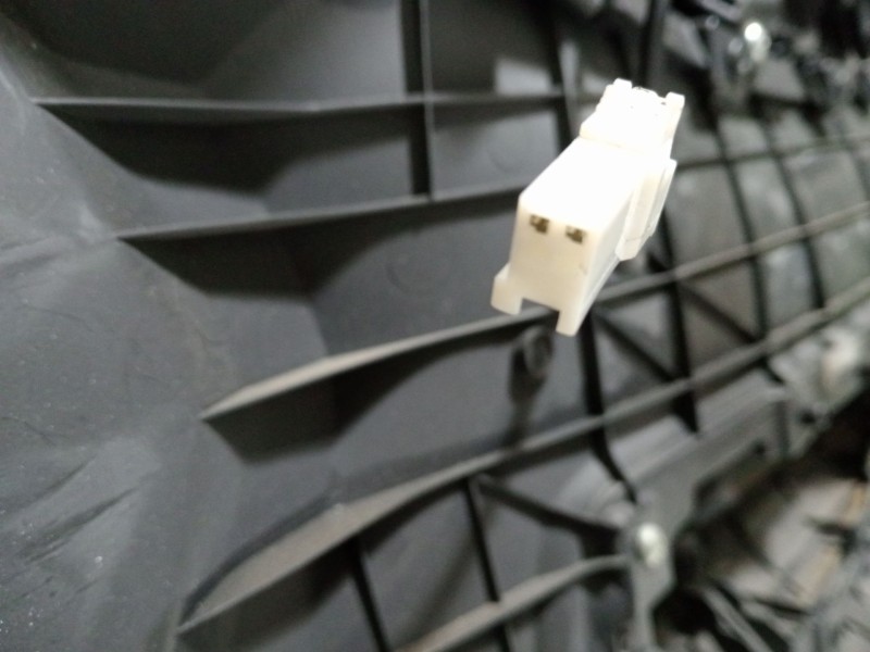 Recambio de guarnecido puerta delantera izquierda para hyundai i20 ii (gb, ib) 1.2 referencia OEM IAM 823101J010  