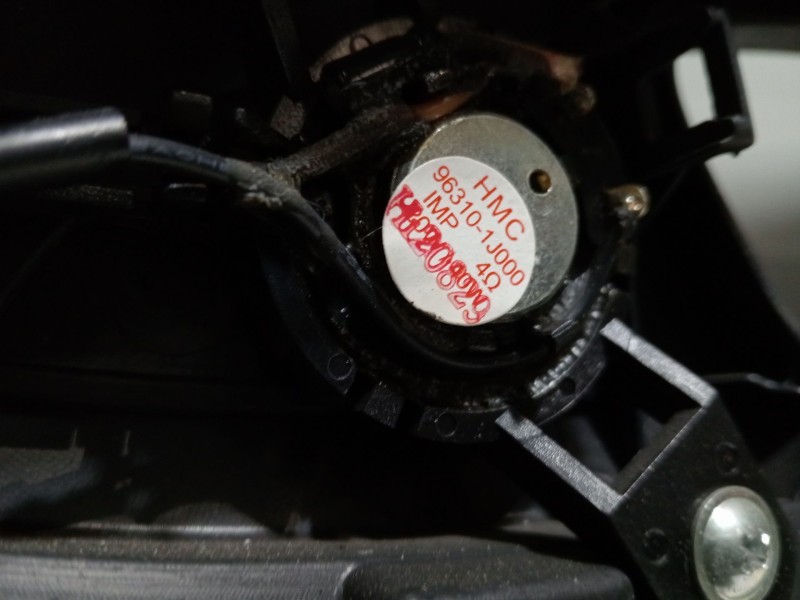 Recambio de guarnecido puerta delantera izquierda para hyundai i20 ii (gb, ib) 1.2 referencia OEM IAM 823101J010  