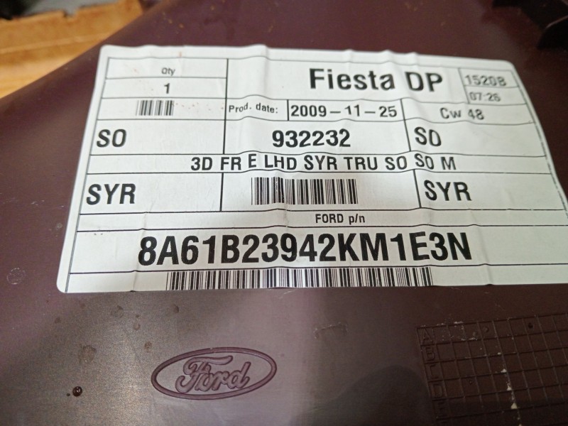 Recambio de guarnecido puerta delantera derecha para ford fiesta (cb1) ghia referencia OEM IAM 8A61B23942  