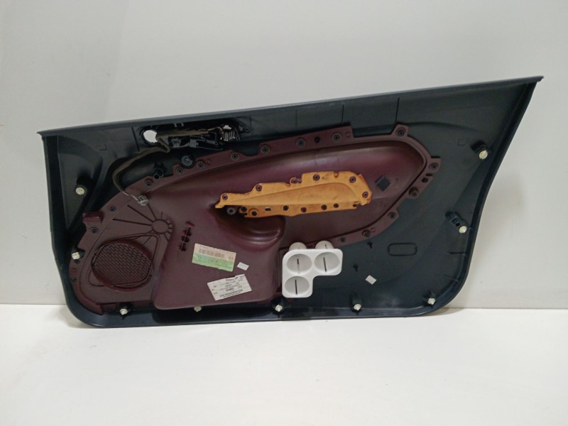 Recambio de guarnecido puerta delantera izquierda para ford fiesta (cb1) ghia referencia OEM IAM 8A61B23943  