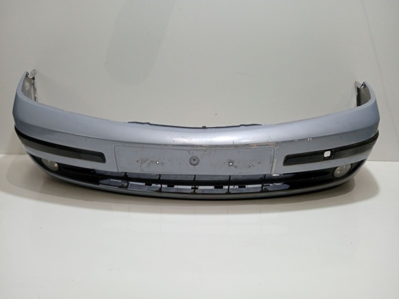 Recambio de paragolpes delantero para renault laguna ii (bg0/1_) 1.8 16v (bg0b, bg0m) referencia OEM IAM 8200008270  