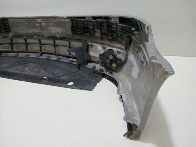 Recambio de paragolpes delantero para renault laguna ii (bg0/1_) 1.8 16v (bg0b, bg0m) referencia OEM IAM 8200008270  