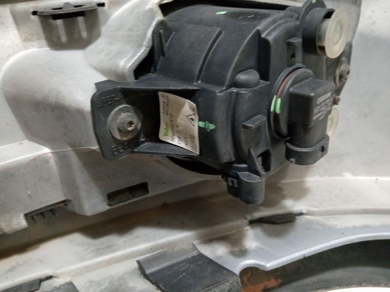 Recambio de paragolpes delantero para renault laguna ii (bg0/1_) 1.8 16v (bg0b, bg0m) referencia OEM IAM 8200008270  