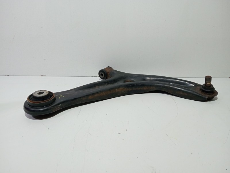 Recambio de brazo suspension inferior delantero derecho para ford fiesta (cb1) ghia referencia OEM IAM GHIA  