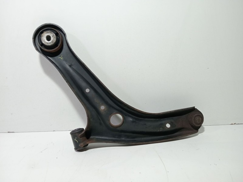 Recambio de brazo suspension inferior delantero derecho para ford fiesta (cb1) ghia referencia OEM IAM GHIA  