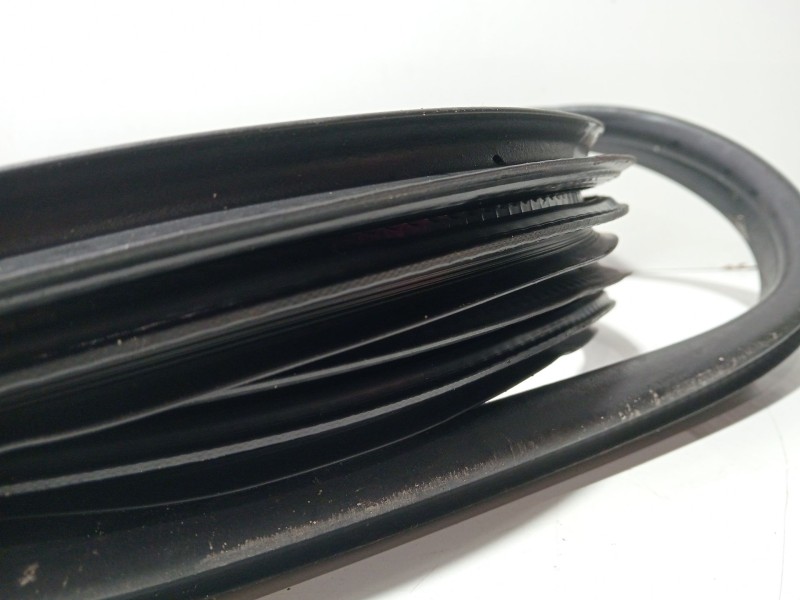 Recambio de gomas contorno puerta para ford fiesta (cb1) ghia referencia OEM IAM GHIA  