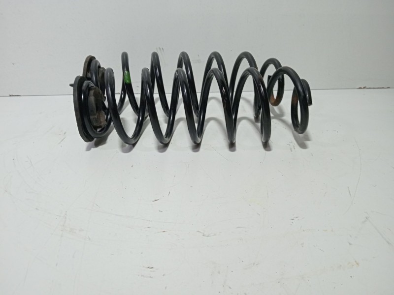 Recambio de muelle amortiguacion para ford fiesta (cb1) ghia referencia OEM IAM GHIA  