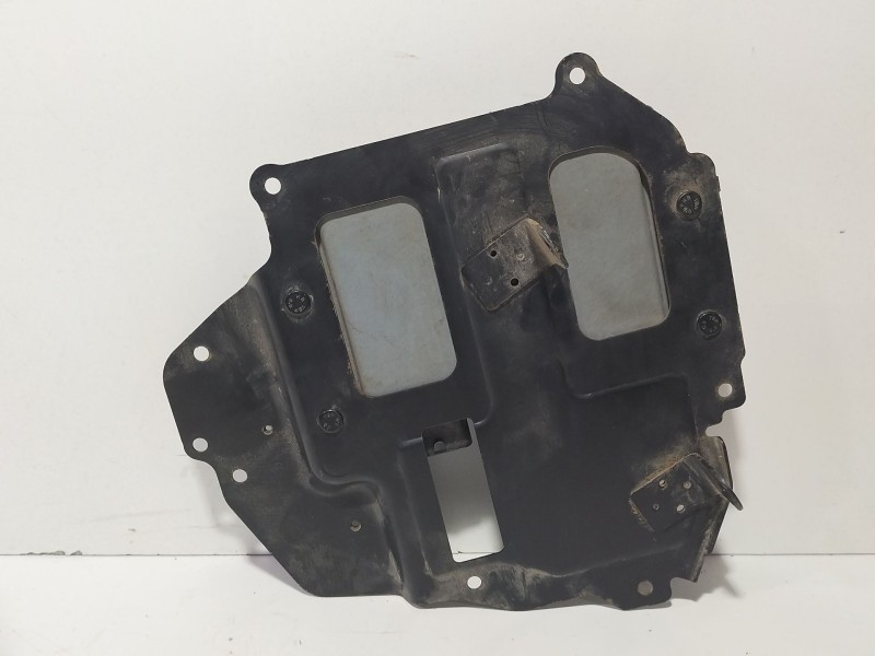 Recambio de centralita motor uce para ford fiesta (cb1) ghia referencia OEM IAM 8V2112A650AFA  