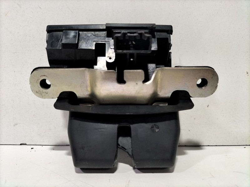 Recambio de cerradura maletero / porton para ford fiesta (cb1) ghia referencia OEM IAM 8A61A442A66BA  