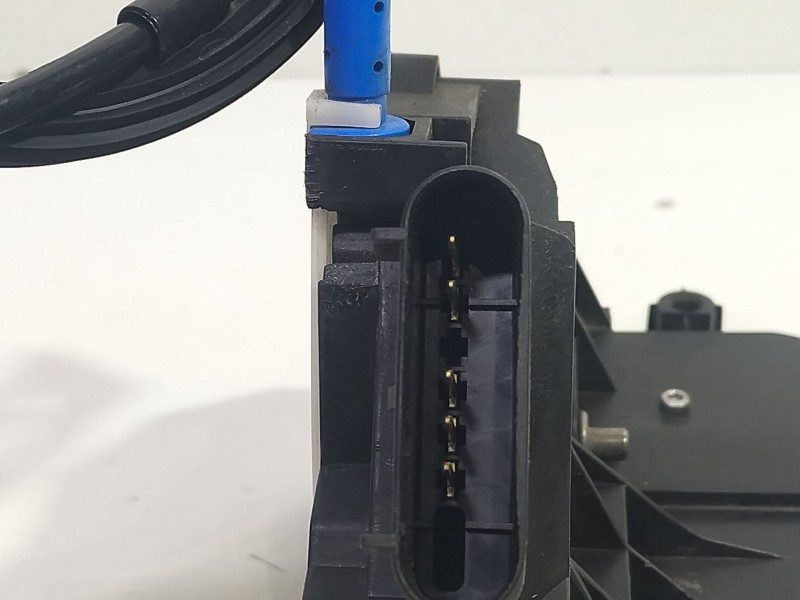 Recambio de cerradura puerta delantera izquierda para ford fiesta (cb1) ghia referencia OEM IAM 4053413331609A  