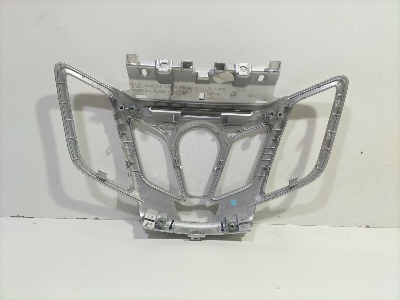 Recambio de moldura para ford fiesta (cb1) ghia referencia OEM IAM 8A61-18A802-AGW  