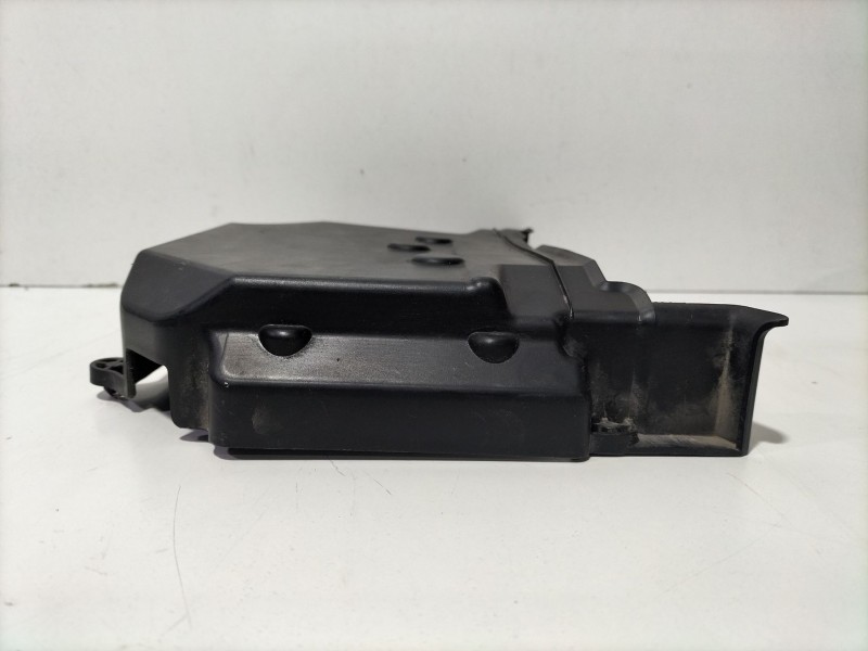 Recambio de moldura para ford fiesta (cb1) ghia referencia OEM IAM 8V2112A659  