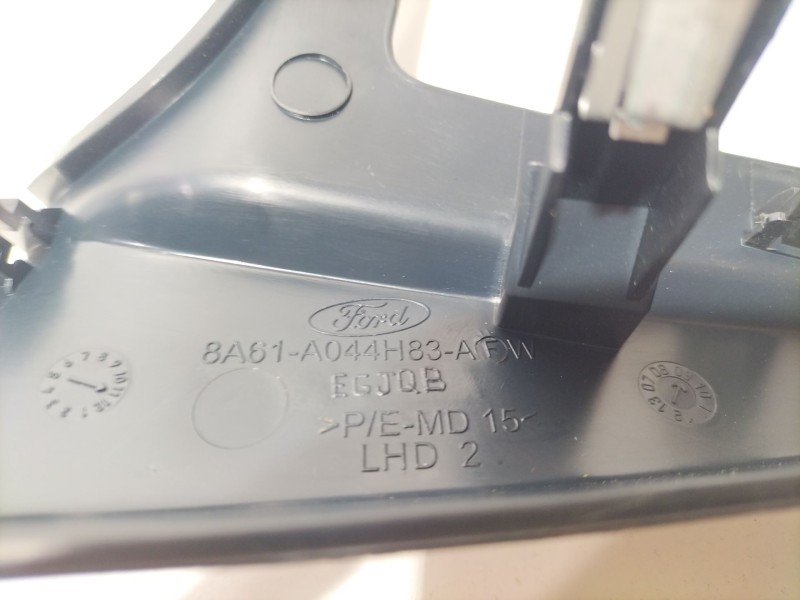 Recambio de moldura para ford fiesta (cb1) ghia referencia OEM IAM 8A61A044H83A  