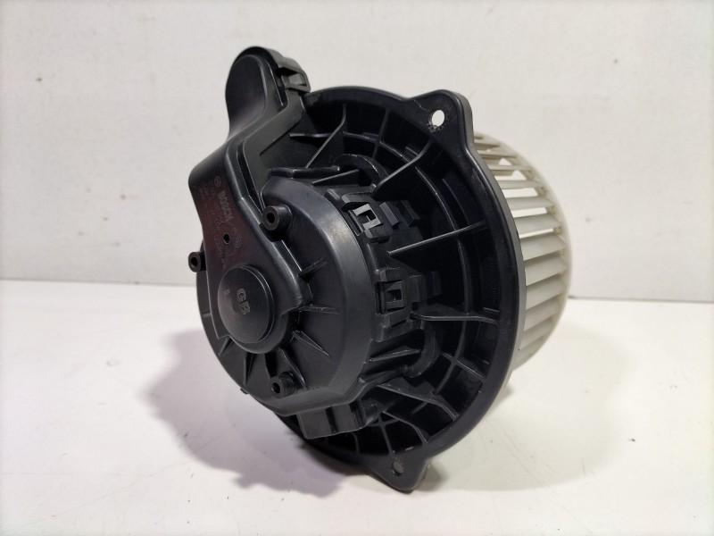 Recambio de motor calefaccion para hyundai i20 ii (gb, ib) 1.2 referencia OEM IAM F00S3B2542  