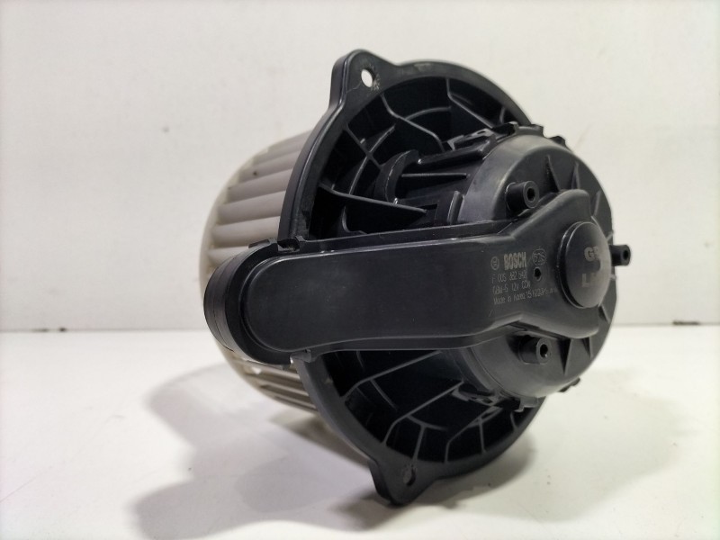 Recambio de motor calefaccion para hyundai i20 ii (gb, ib) 1.2 referencia OEM IAM F00S3B2542  