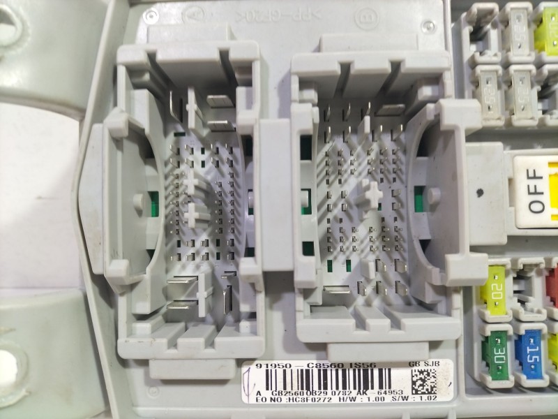 Recambio de caja reles / fusibles para hyundai i20 ii (gb, ib) 1.2 referencia OEM IAM C85601S56  