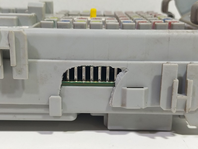 Recambio de caja reles / fusibles para hyundai i20 ii (gb, ib) 1.2 referencia OEM IAM C85601S56  