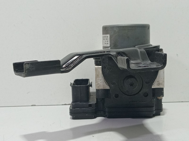Recambio de abs para hyundai i20 ii (gb, ib) 1.2 referencia OEM IAM 58920C8250  