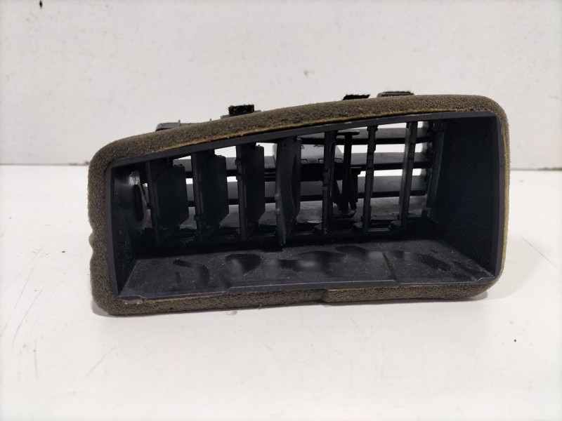 Recambio de rejilla aireadora para hyundai i20 ii (gb, ib) 1.2 referencia OEM IAM AD160S  