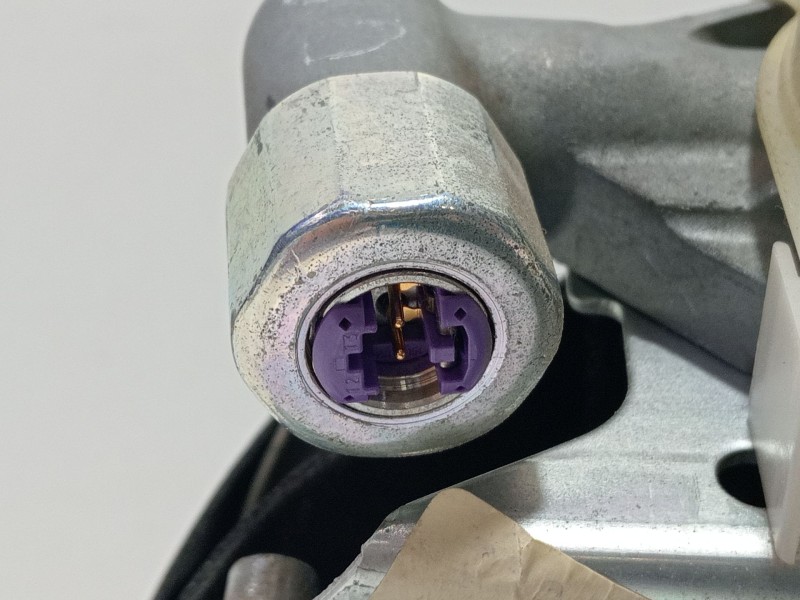 Recambio de cinturon seguridad delantero derecho para hyundai i20 i (pb, pbt) 1.2 referencia OEM IAM 801J200  