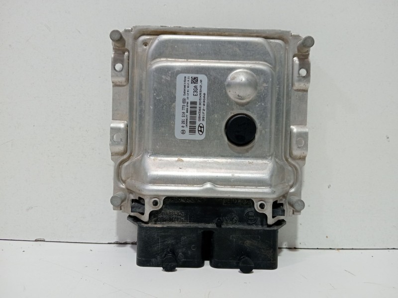 Recambio de centralita motor uce para hyundai i20 i (pb, pbt) 1.2 referencia OEM IAM 261s10773  