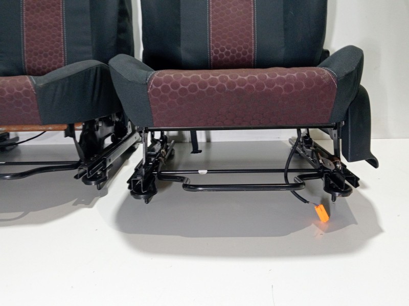 Recambio de juego asientos completo para ford fiesta (cb1) ghia referencia OEM IAM FORDFIESTA(CB1)´2010Ghia  