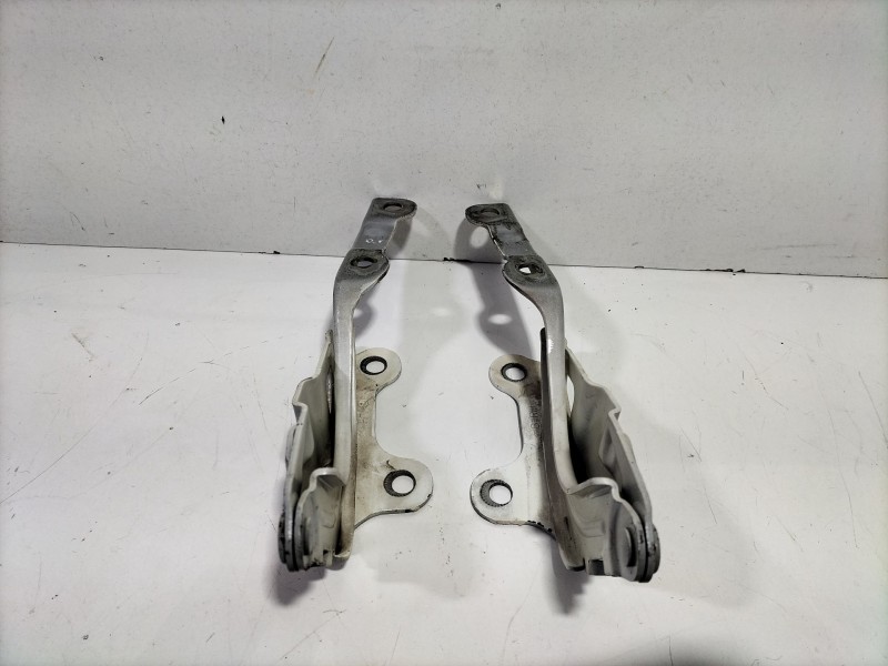 Recambio de bisagra de capot para hyundai i20 ii (gb, ib) 1.2 referencia OEM IAM G4LA  