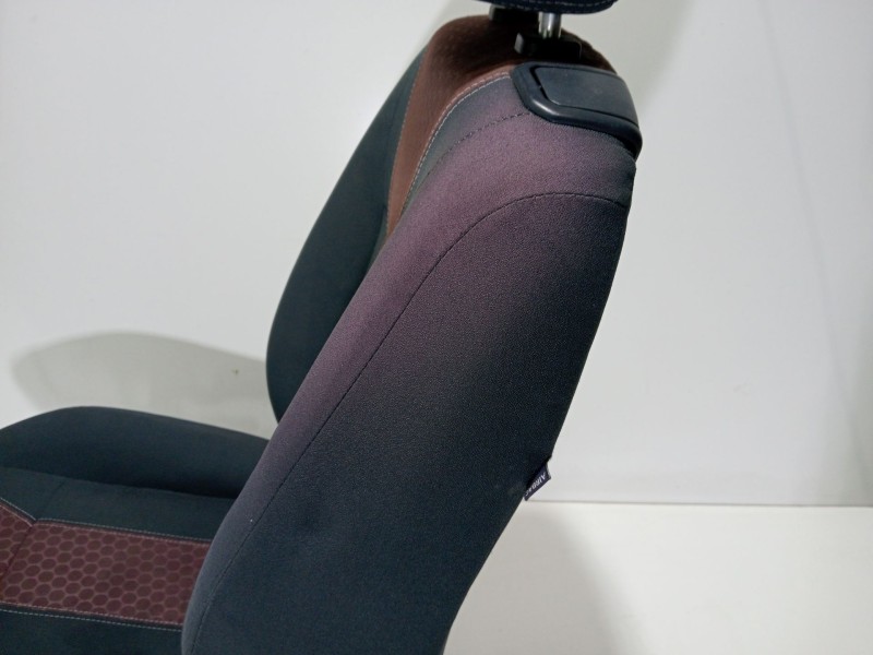 Recambio de juego asientos completo para ford fiesta (cb1) ghia referencia OEM IAM FORDFIESTA(CB1)´2010Ghia  