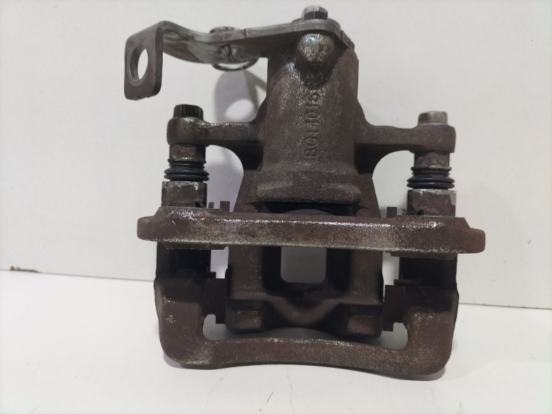 Recambio de pinza freno trasera derecha para hyundai i20 ii (gb, ib) 1.2 referencia OEM IAM 58311C8A30  