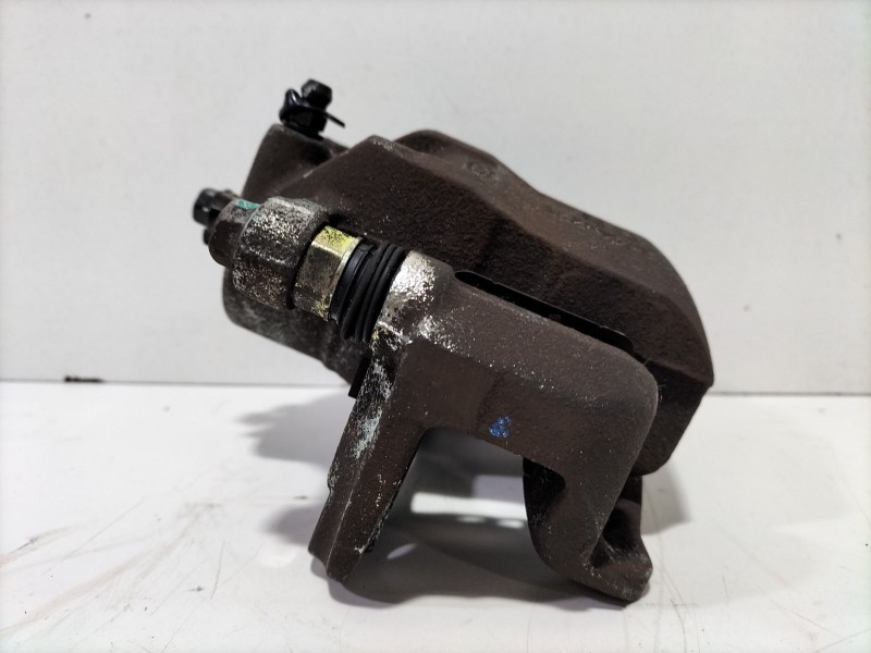 Recambio de pinza freno delantera derecha para hyundai i20 ii (gb, ib) 1.2 referencia OEM IAM 58190C8A00  