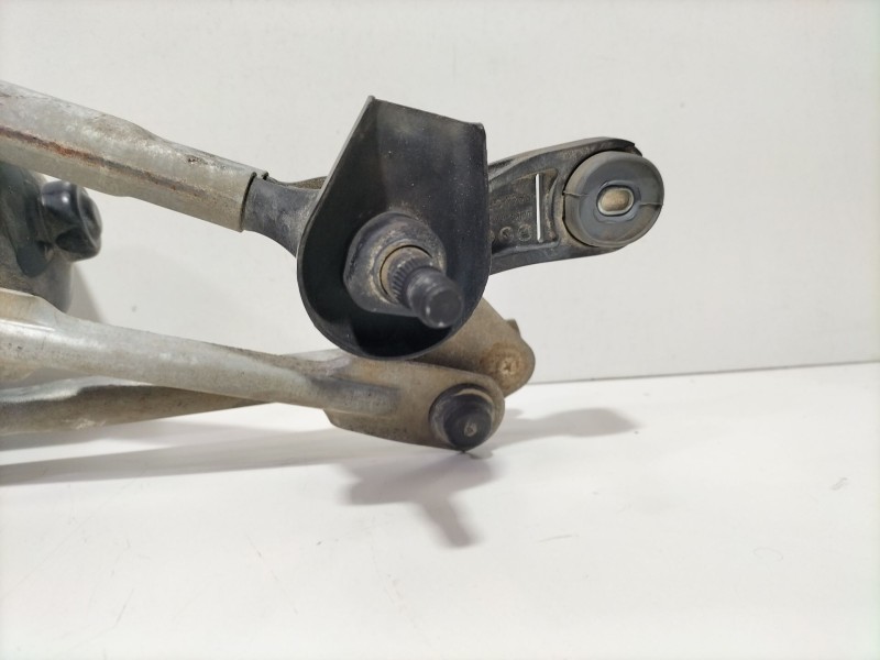 Recambio de motor limpia delantero para hyundai i20 ii (gb, ib) 1.2 referencia OEM IAM 98100C8000  