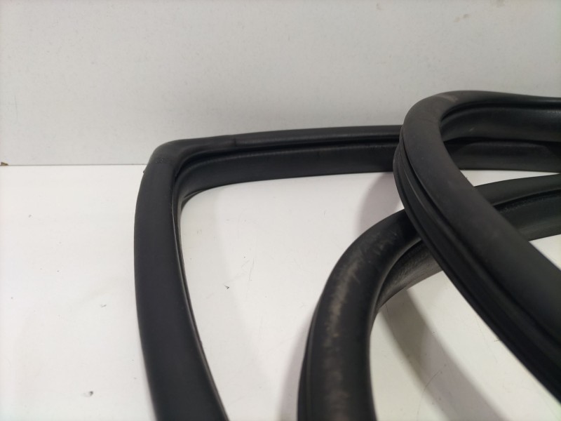Recambio de goma contorno para hyundai i20 ii (gb, ib) 1.2 referencia OEM IAM G4LA  