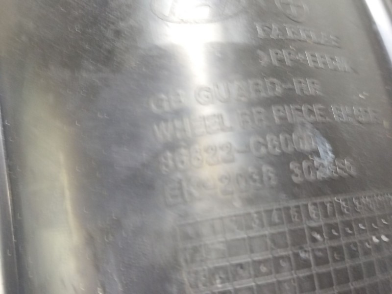 Recambio de paso rueda trasero derecho para hyundai i20 ii (gb, ib) 1.2 referencia OEM IAM 86822C8000  