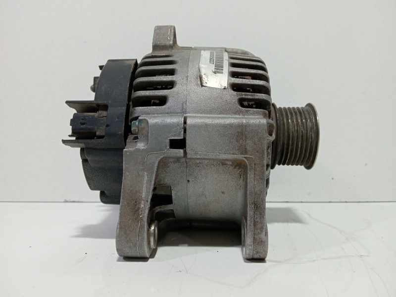 Recambio de alternador para renault megane ii (bm0/1_, cm0/1_) 1.9 dci referencia OEM IAM H543552A  