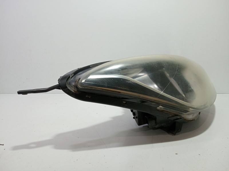 Recambio de faro derecho para hyundai i20 i (pb, pbt) 1.2 referencia OEM IAM 921024p500  
