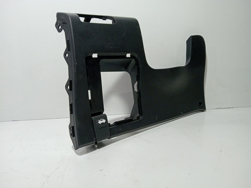 Recambio de moldura para hyundai i20 ii (gb, ib) 1.2 referencia OEM IAM 84751c8000  