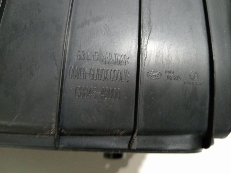 Recambio de moldura para hyundai i20 i (pb, pbt) 1.2 referencia OEM IAM 84540C8000  