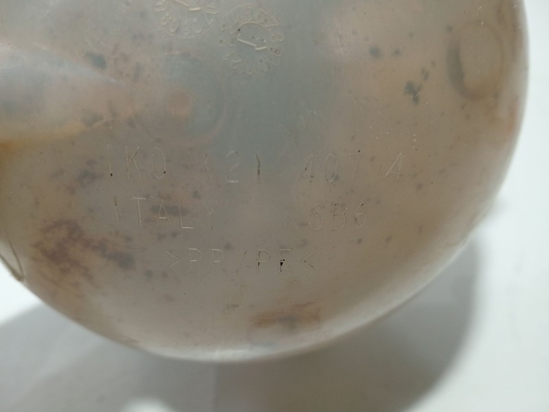 Recambio de deposito expansion para volkswagen golf vi (5k1) 1.6 tdi referencia OEM IAM 1K0121407A  