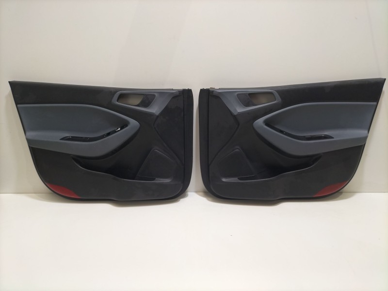 Recambio de juego asientos completo para hyundai i20 ii (gb, ib) 1.2 referencia OEM IAM G4LA  