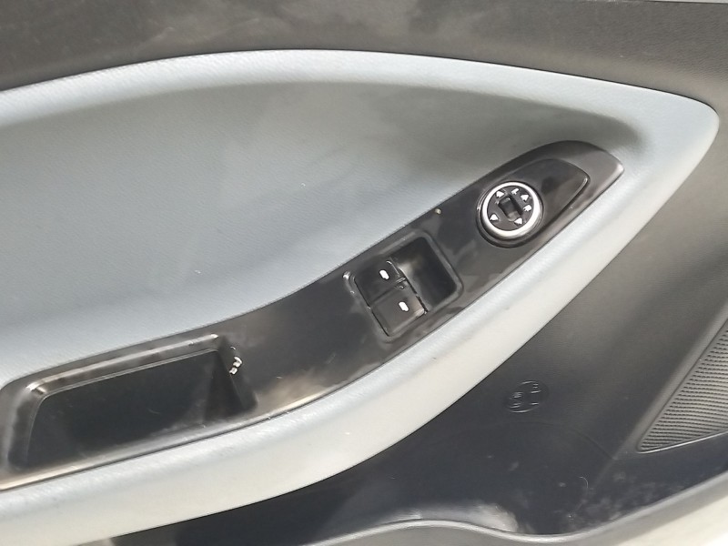 Recambio de juego asientos completo para hyundai i20 ii (gb, ib) 1.2 referencia OEM IAM G4LA  