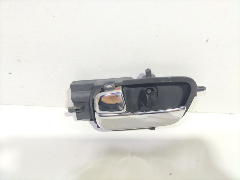 Recambio de maneta interior trasera izquierda para hyundai i20 i (pb, pbt) 1.2 referencia OEM IAM 826101J000  