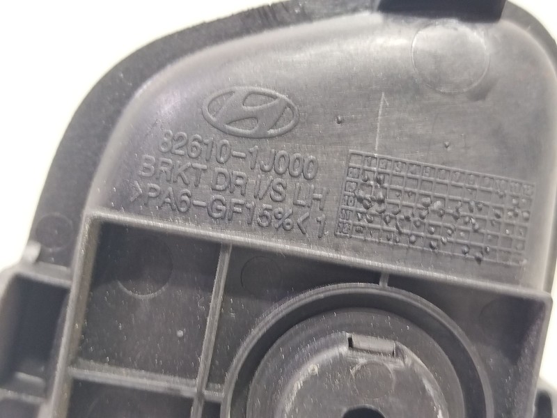 Recambio de maneta interior delantera izquierda para hyundai i20 i (pb, pbt) 1.2 referencia OEM IAM 826101j000  