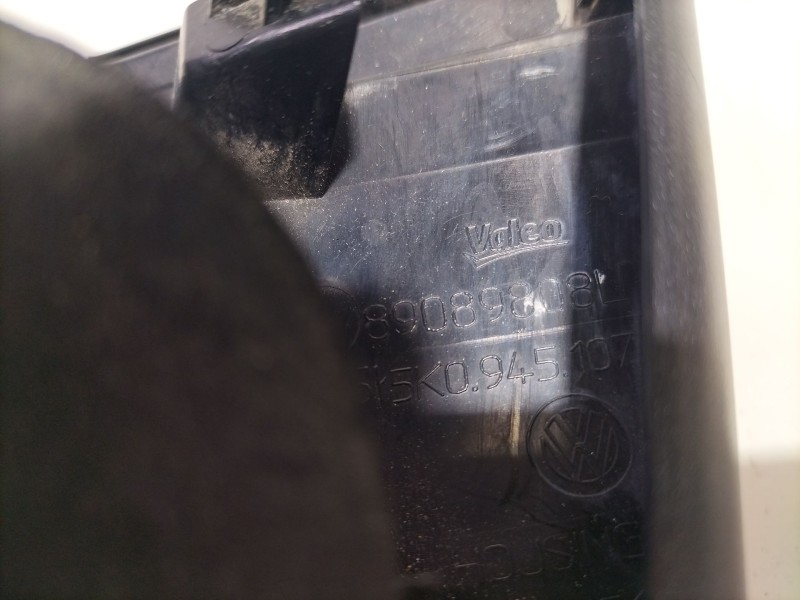 Recambio de piloto trasero izquierdo de porton para volkswagen golf vi (5k1) 1.6 tdi referencia OEM IAM 5K0945107  