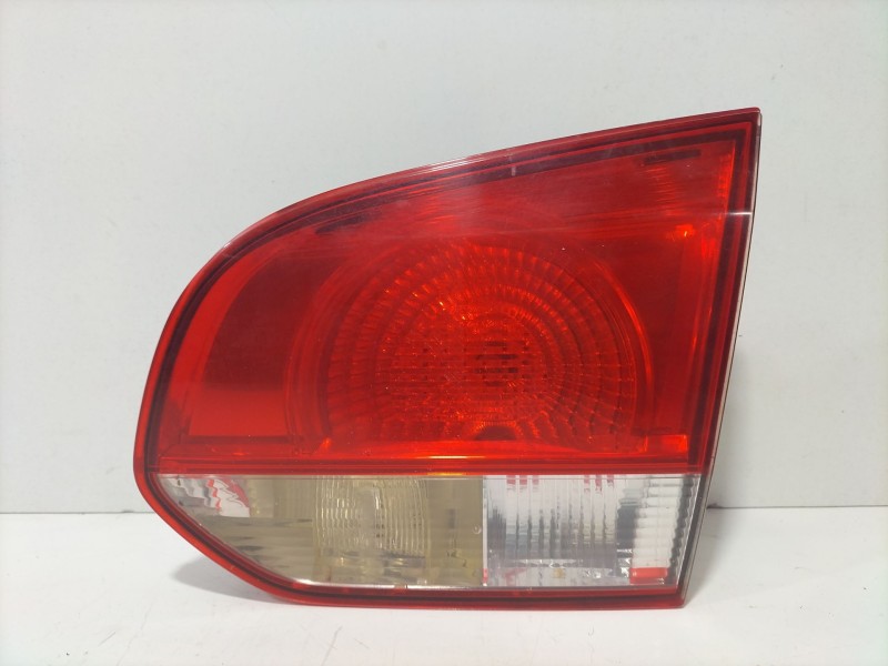 Recambio de piloto trasero derecho de porton para volkswagen golf vi (5k1) 1.6 tdi referencia OEM IAM 5K0945107  