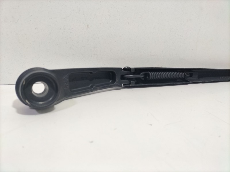 Recambio de brazo limpia delantero izquierdo para hyundai i20 ii (gb, ib) 1.2 referencia OEM IAM 98311C8000  